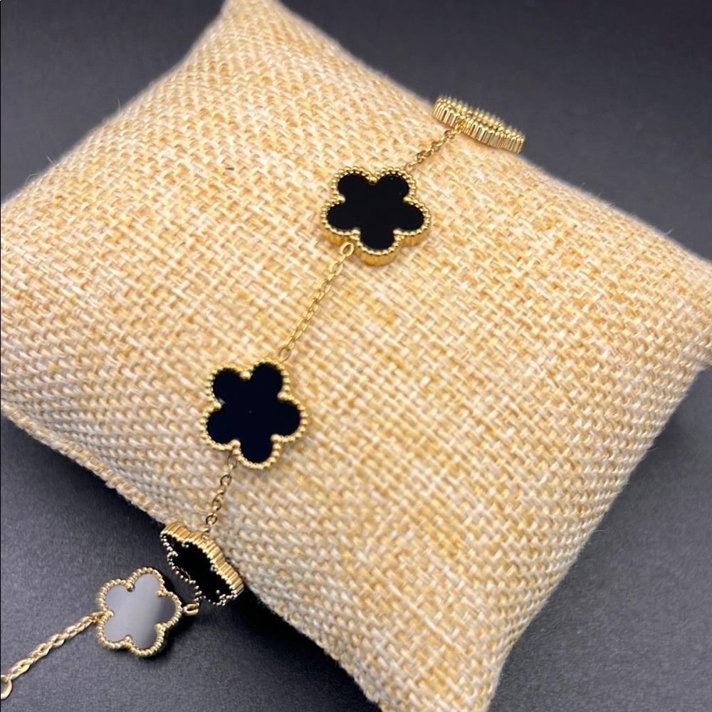Stainless Steel Gold and Black Clover Bracelet